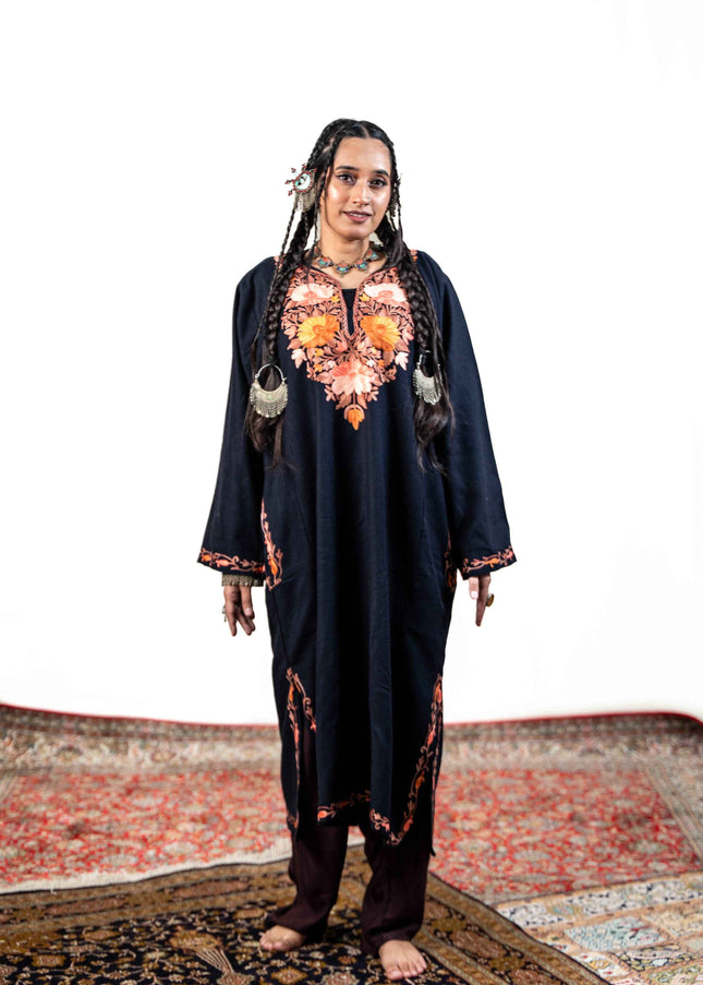 KASHMIRI AARI WORK PHERAN - BLACK - ARTISANS KASHMIR