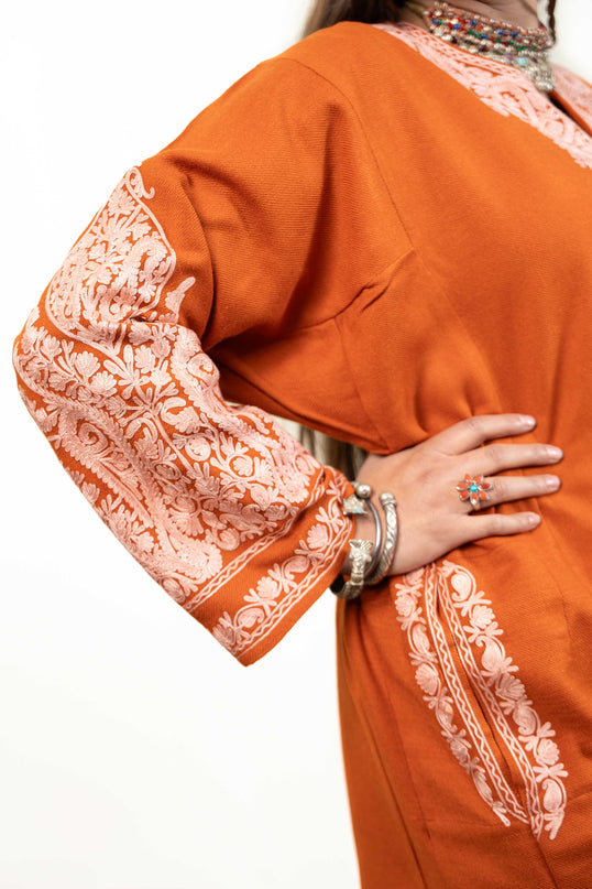 KASHMIRI WHITE AARI WORK PHERAN - RUST - ARTISANS KASHMIR