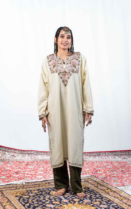 KASHMIRI AARI WORK PHERAN - PEARL WHITE - ARTISANS KASHMIR