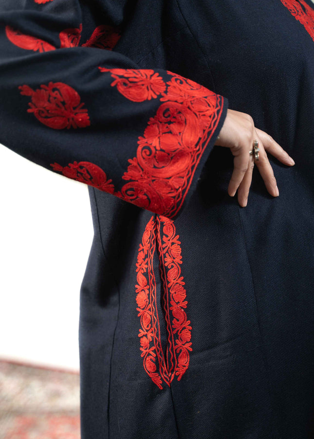 KASHMIRI RED AARI WORK PHERAN - BLACK - ARTISANS KASHMIR