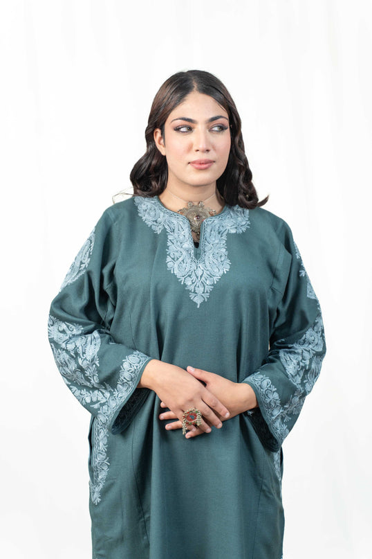 KASHMIRI AARI WORK PHERAN - TROPICAL TEAL - ARTISANS KASHMIR