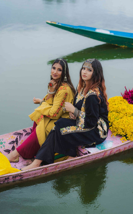 KASHMIRI RED AARI WORK PHERAN - BLACK | ABSHAR - ARTISANS KASHMIR