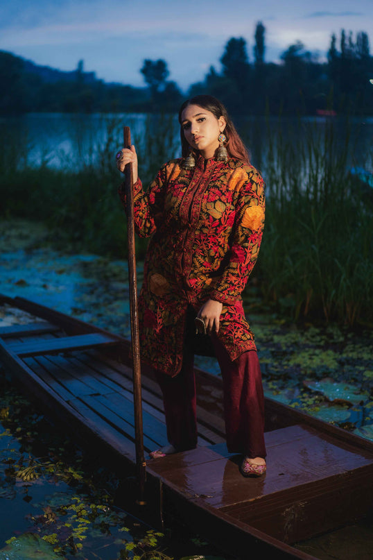 Kashmiri Jamawar Aari Work Jacket - Black | Pashm