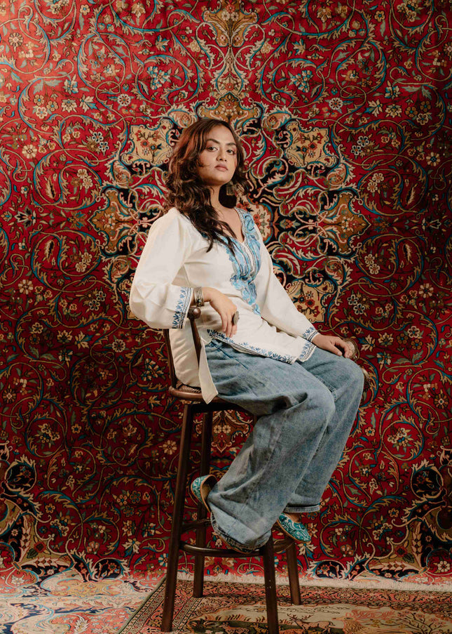 KASHMIRI AARI WORK COTTON KURTI - WHITE| SHORT - ARTISANS KASHMIR