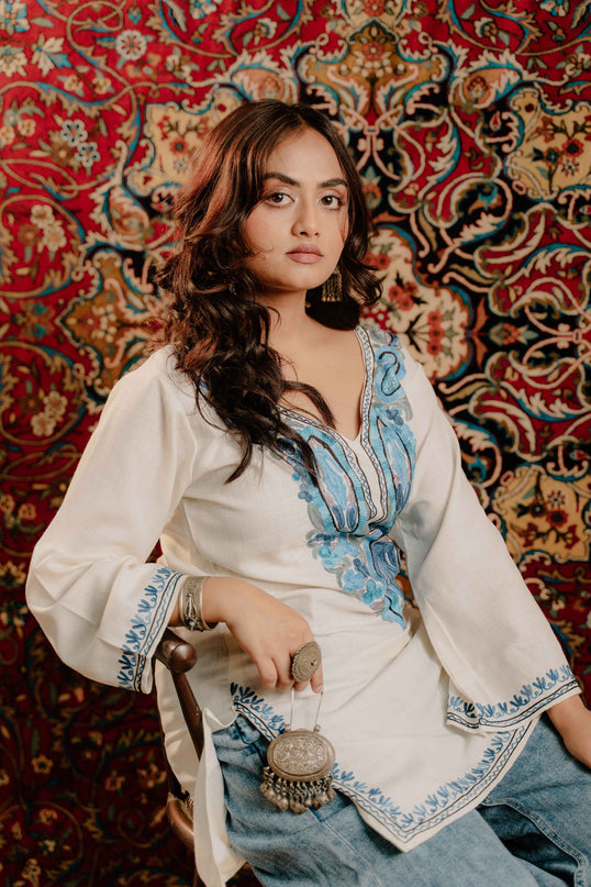 KASHMIRI AARI WORK COTTON KURTI - WHITE| SHORT - ARTISANS KASHMIR