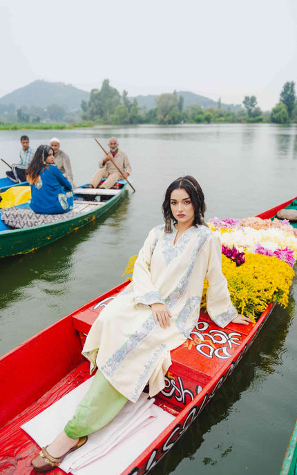 KASHMIRI AARI WORK PHERAN -  OFF WHITE - ARTISANS KASHMIR