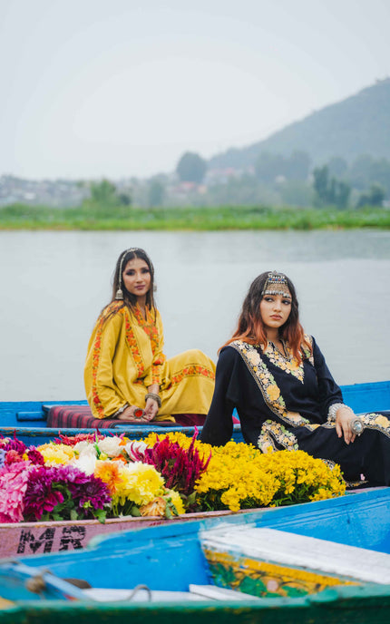 KASHMIRI RED AARI WORK PHERAN - BLACK | ABSHAR - ARTISANS KASHMIR