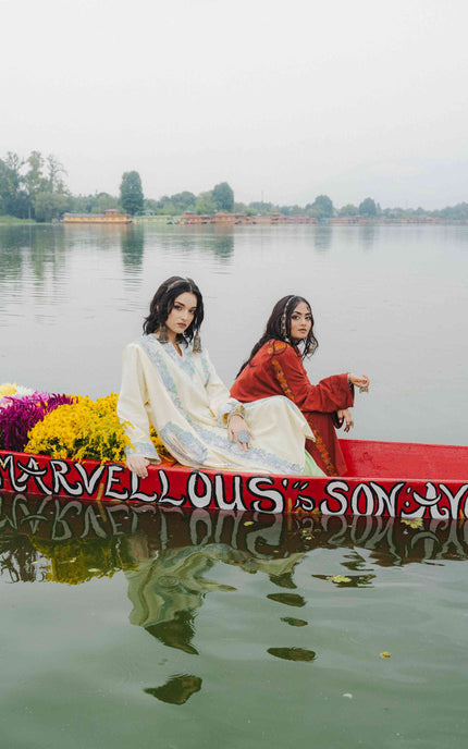 KASHMIRI AARI WORK PHERAN -  OFF WHITE - ARTISANS KASHMIR